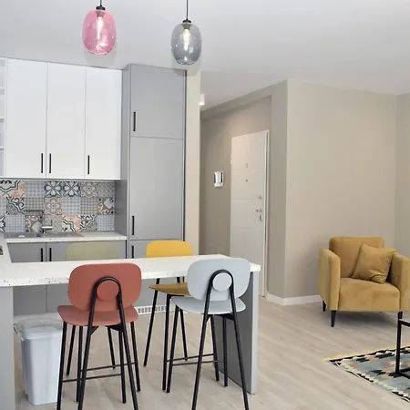 Apartment White Moon Plazhi San Pietro